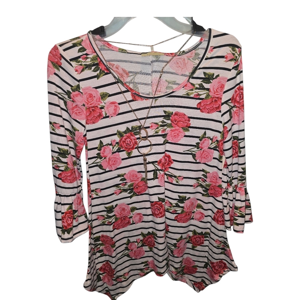 Floral Striped Women's Top Free Pair Of New Pajama Bottoms With This Purchase!!